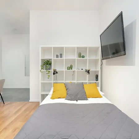 Cozy Studio With Balcony And Free Garage By Noclegi Renters Poznan Exterior photo
